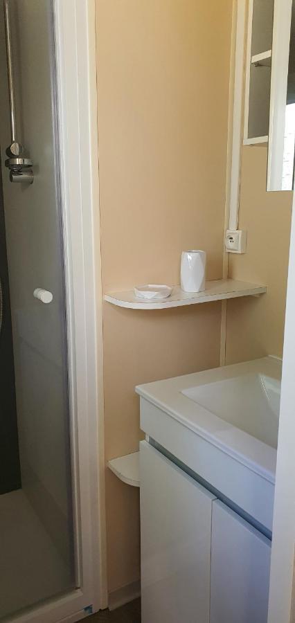 Mobil Home Climatise 6 Personnes La Roque-d'Antheron Εξωτερικό φωτογραφία